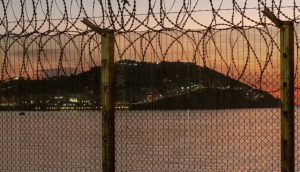 Cómo el incidente en el paso fronterizo de Ceuta benefició inmediatamente a la extrema derecha española