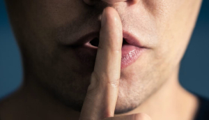 ¿Un silencio vale más que mil palabras? A menudo mejoramos el debate público si callamos