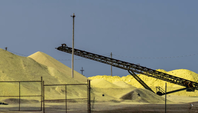 El azufre: el nuevo oro amarillo que podría ayudarnos a desarrollar plásticos más sostenibles