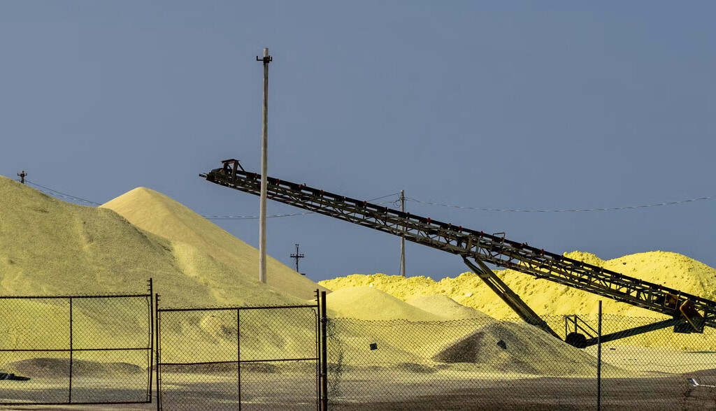 El azufre: el nuevo oro amarillo que podría ayudarnos a desarrollar plásticos más sostenibles