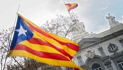 Acusar a la justicia, en vez de reconocer los hechos
