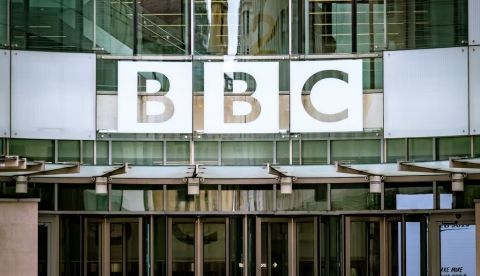 Sede central de BBC en Londres. Shutterstock / William Barton
