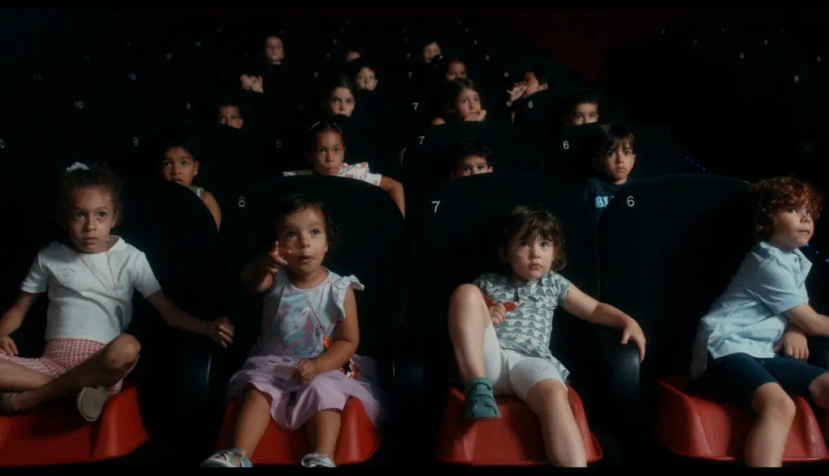 ‘La vida es Verdi’: dos niñas gitanas un cine y un barrio
