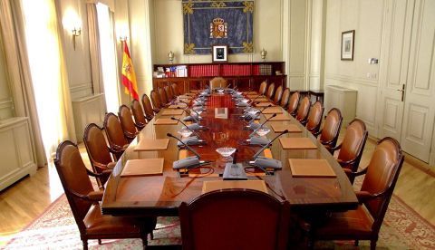 La derecha judicial contra el parlamento democrático