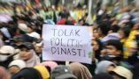 Unjuk rasa BEM Seluruh Indonesia terkait putusan Mahkamah Konstitusi tentang batas usia capres-cawapres. Asprilla Dwi Adha/Antara Foto
