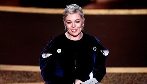 Olivia Colman y Josh O'Connor ganan el Emmy de interpretación por "The Crown"