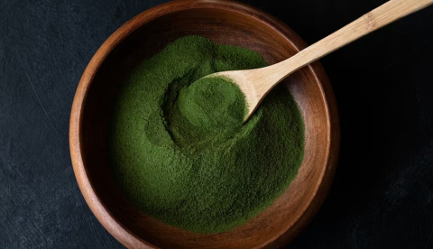 Las microalgas se consumen en forma de polvos, en suplementos o como ingredientes de ciertos alimentos. Lilia Bakhvala/Shutterstock