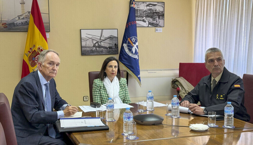 La ministra de Defensa, Margarita Robles, participa por videoconferencia en la 34ª reunión del Grupo de Contacto para la Defensa de Ucrania. / © lamoncloa.gob.es. Ministerio de la Presidencia.