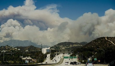 Las Palmas de Gran Canaria, 7 jul (EFE).- Las calimas del Sahara atraviesan regularmente el Atlántico en un ciclo natural que aporta fertilizantes al océano e incluso al Amazonas, pero no es tan conocido que América también exporta polvo a Europa y a África y, menos aún, que los "culpables" podrían ser los granjeros de EEUU.