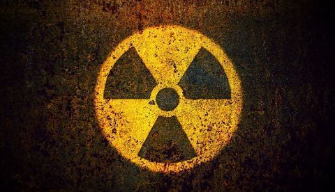 Una historiadora contra el delirio nuclear