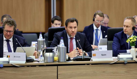 El ministro de Transportes y Movilidad Sostenible, Óscar Puente, durante su intervención en el Consejo informal europeo de ministros de Transportes y de Asuntos Marítimos. / © lamoncloa.gob.es. Ministerio de la Presidencia.