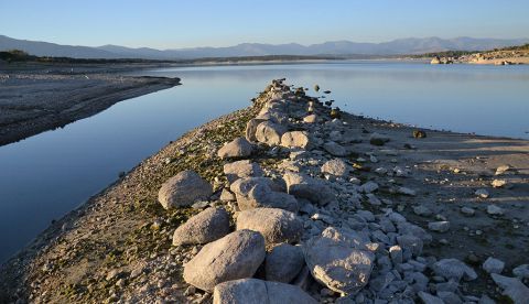 En la foto, imagen del embalse de Valmayor. EFE/Raúl Casado/Archivo