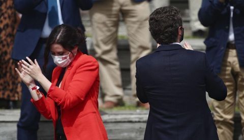 La decencia política de Díaz Ayuso y Pablo Casado