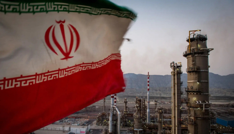 La guerra en Oriente Medio hace subir los precios del petróleo y golpea la economía mundial, pero todavía no es una crisis