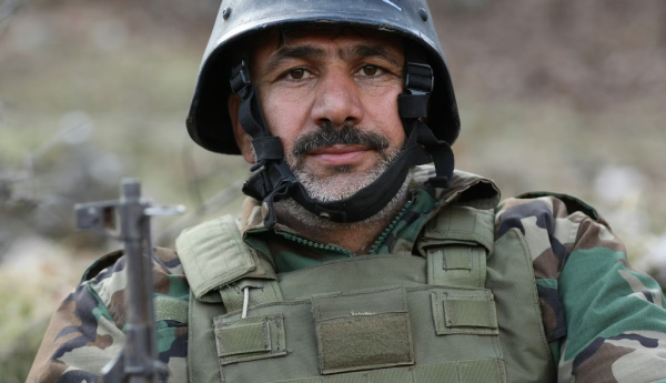 Un miembro de los Peshmerga, las fuerzas de seguridad interna de la región kurda de Irak, fotografiado en diciembre de 2025. Gailan Haji / EPA