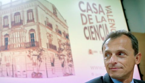 El Ministro de Ciencia, Innovación y Universidades, Pedro Duque ,durante la inauguración de la Casa de la Ciencia. EFE