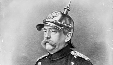 Otto Eduard Leopold von Bismarck-Schönhausen, príncipe de Bismarck y duque de Lauenburgo, más conocido como Otto von Bismarck 