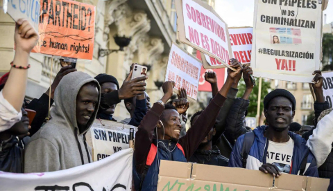 La regulariación de los inmigrantes y la respuesta de la derecha