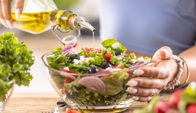 Se ha observado que la dieta mediterránea es la mejor para favorecer la capacidad de concebir en las mujeres. Marian Weyo / Shutterstock