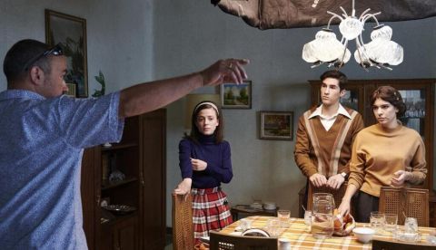 Nostalgia y respeto: Así se ha rodado la primera serie de Almudena Grandes