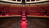 Et si la Vᵉ République était devenue un obstacle à la normalisation de la vie politique française?