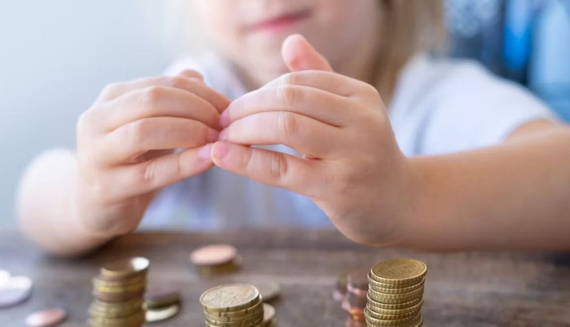 Educación financiera en la escuela, sí, pero no solamente