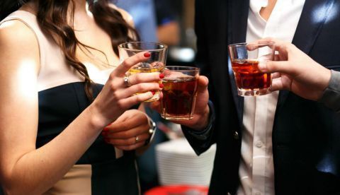 Revelan el mecanismo cerebral detrás del consumo compulsivo de alcohol