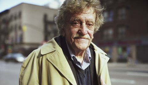 Foto de archivo del escritor Kurt Vonnegut en Nueva York, Estados Unidos, en abril de 2005.