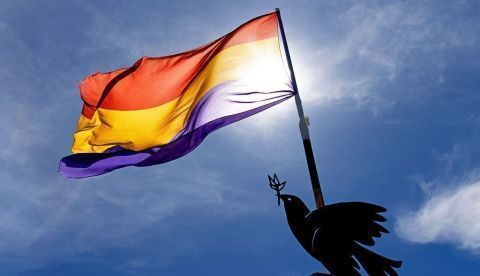 Por una Constitución republicana