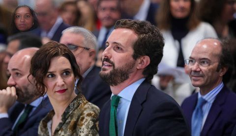 Fotografía de archivo de la presidenta de la Comunidad de Madrid, Isabel Díaz Ayuso; y el líder del PP, Pablo Casado.