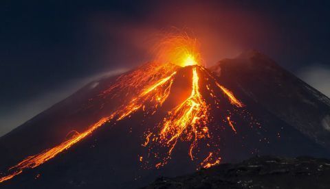 Erupción del Etna. Shutterstock / Tomarchio Francesco