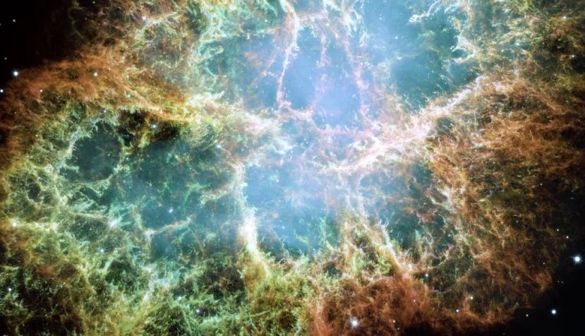 La Nebulosa del Cangrejo, uno de los objetos más interesantes y mejor estudiados en astronomía, son los restos de la muerte de una estrella, la supernova de 1054AD. NASA, ESA 