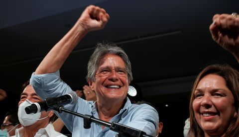 Guillermo Lasso y su mujer, Maria de Lourdes Alcivar, tras conocer los resultados de las elecciones.