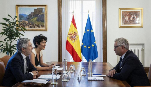 Grande-Marlaska pide a la Unión Europea cambios legislativos que permitan “agilizar” los procedimientos en crisis migratorias