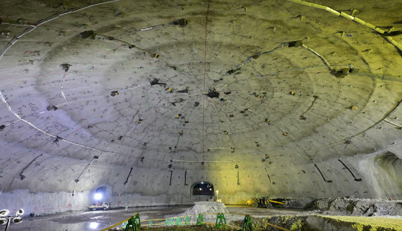 El proyecto Hyper-Kamiokande comenzó con la excavación de un gigantesco espacio subterráneo para albergar el mayor detector de neutrinos del mundo. High Energy Accelerator Research Organization / Universidad de Oviedo. , CC BY