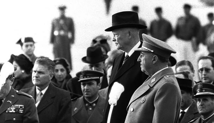 Franco junto al presidente estadounidense Eisenhower, en la visita de este último a España en diciembre de 1959. / Wikipedia.