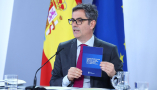El ministro de la Presidencia, Justicia y Relaciones con las Cortes, Félix Bolaños, durante la rueda de prensa posterior al Consejo de Ministros. | Pool Moncloa/Fernando Calvo. La Moncloa, Madrid - 14.4.2026