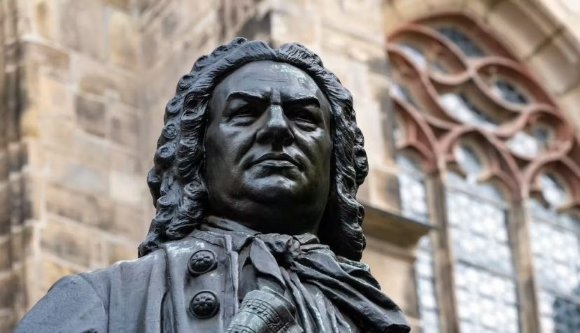 Estatua del compositor Johann Sebastian Bach en Leipzig (Alemania). Marcus Friedrich / Shutterstock