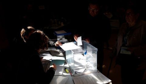 Por un puñado de votos: convencer a  3.200.000 votantes el sábado y el domingo