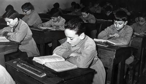 La educación en la España franquista hasta los años setenta