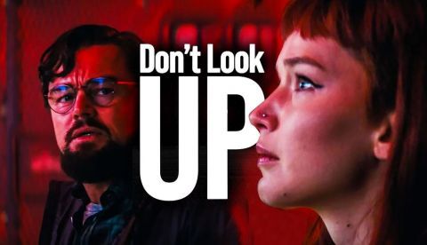 Un fotograma de No mires arriba (Adam McKay, 2021) con el personaje Kate Dibiasky a la derecha. Netflix