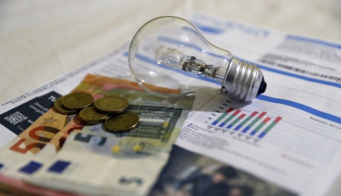 La inflación interanual se modera, pero sigue por encima de la subida salarial pactada