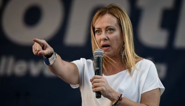 Giorgia Meloni, ici en meeting à Milan le 11 septembre 2022, est la grande favorite au poste de première ministre. Piero Cruciatti/AFP