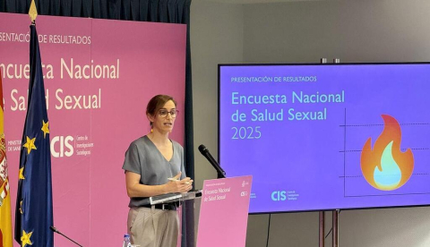 La ministra de Sanidad, Mónica García, durante la presentación de resultados de la Encuesta Nacional de Salud Sexual (ENSS II). / © lamoncloa.gob.es. Ministerio de la Presidencia.