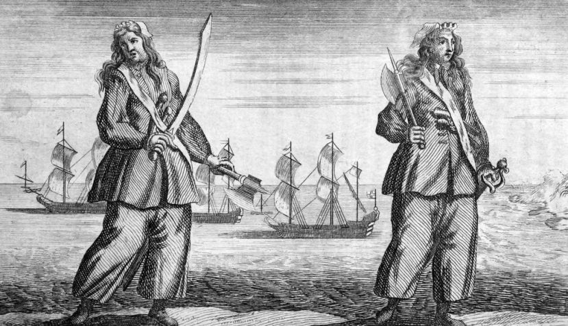 Grabado de Anne Bonny y Mary Read en ‘Historia general de los piratas’ realizado por Benjamin Cole. Wikimedia Commons