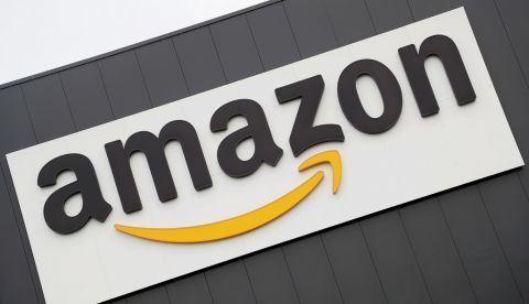 A general outside view of the Amazon logistic and distribution center in Werne, Germany. EPA/FRIEDEMANN VOGEL/Archivo