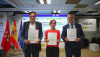 El ministro para la Transformación Digital y de la Función Pública, Óscar López, la ministra de Sanidad, Mónica García, y el consejero de Digitalización, Miguel López-Valverde, en el acto celebrado en la sede de Red.es.  / © lamoncloa.gob.es. Ministerio de la Presidencia.