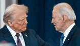 En matière de politique étrangère, le président actuel et son prédécesseur (ici pendant l’investiture de Donald Trump, le 20 janvier 2025) ont globalement les mêmes priorités. Les différences résident dans le style et, surtout, dans les valeurs et dans la définition de ce que sont les alliés des États-Unis. Kenny Holston-Pool/Getty Images/AFP