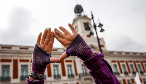 Apelan a la salud para discriminar al feminismo