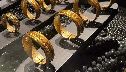 El Tesoro de Villena expuesto en el museo en marzo de 2026. Paco Burgada/Shutterstock